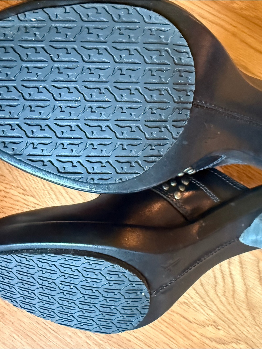 Frye Black Studded Leather Mule Clogs - Picture 7 of 7